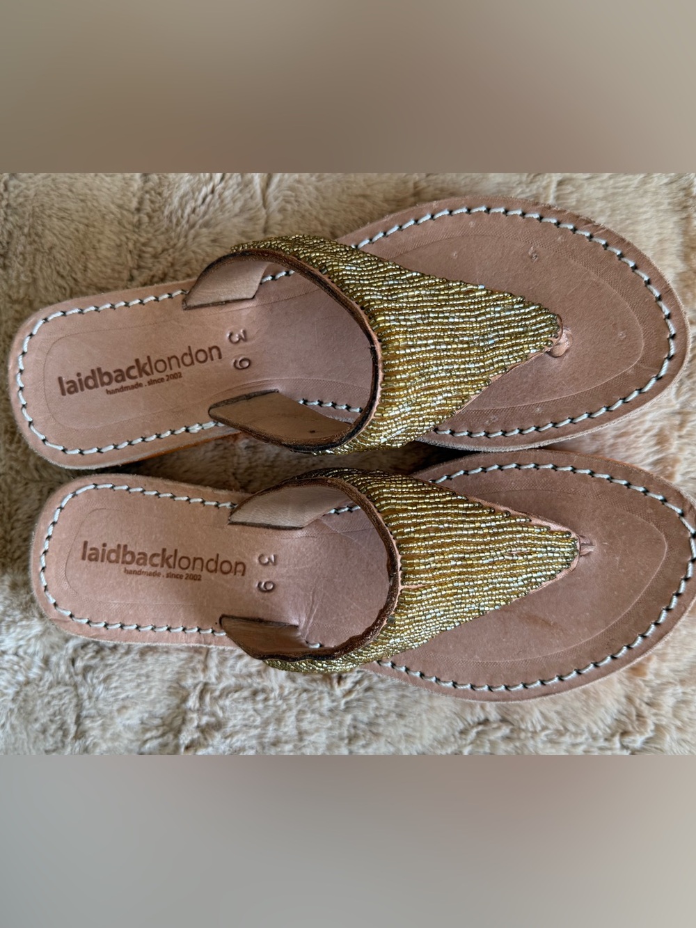 Laidback London Craine Gold Beaded Thongs Flip Flops Sz 8 NWB